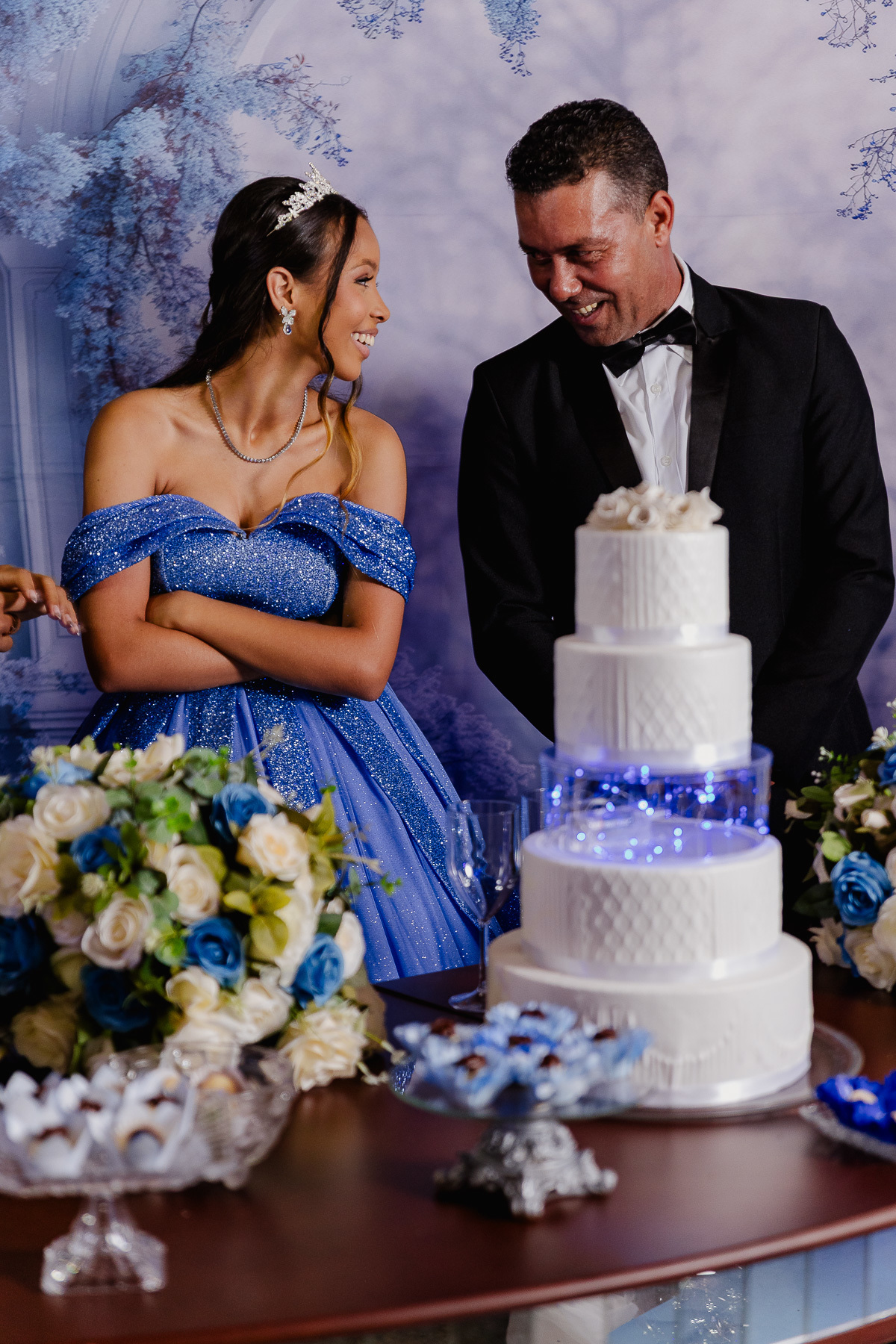 Festa de debutante da Ana Beatriz na cidade de Francisco Badaró, fotógrafo Leandro Sales, na Sede do Esplanada com Dj François.
Berilo
Chapada do Norte
Jenipapo de MInas
José Gonçalves de Minas
Araçuaí