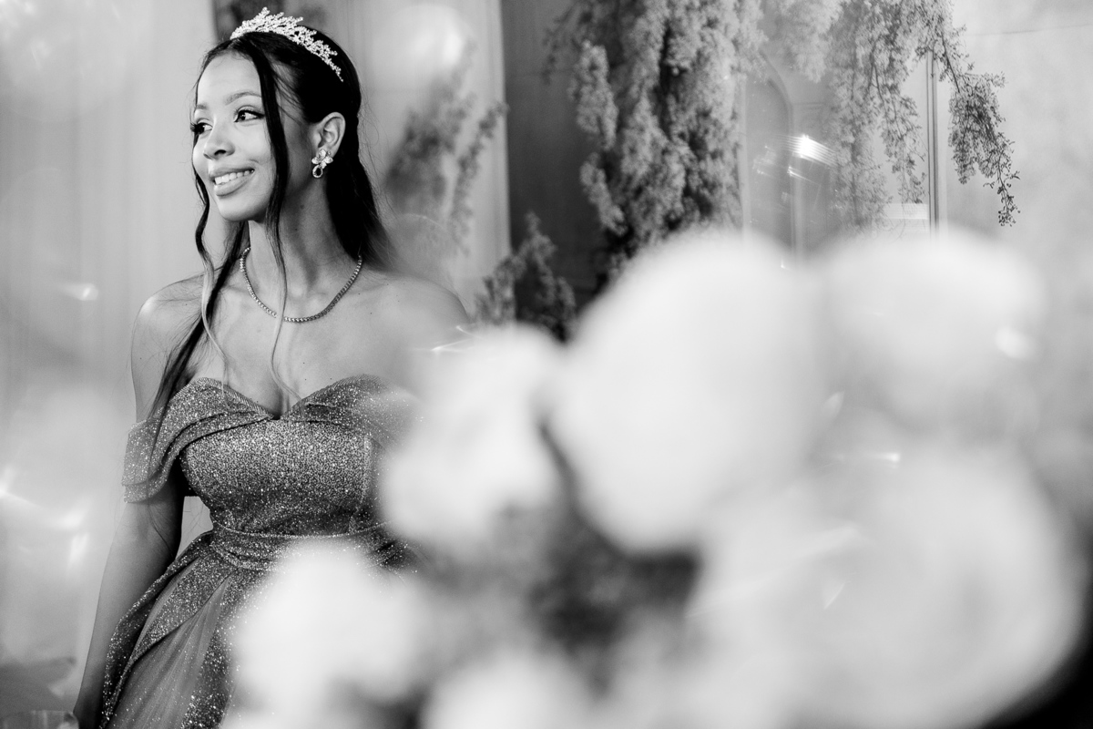 Festa de debutante da Ana Beatriz na cidade de Francisco Badaró, fotógrafo Leandro Sales, na Sede do Esplanada com Dj François.
Berilo
Chapada do Norte
Jenipapo de MInas
José Gonçalves de Minas
Araçuaí