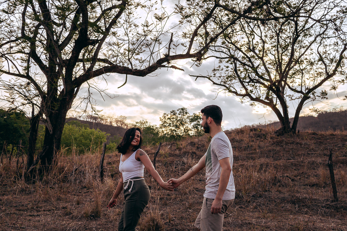 Samuel e Geovanna
Ensaio fotográfico em Berilo
Fotografo: Leandro Sales
Samuel e Geovanna
Ensaio fotográfico em Berilo
Fotografo: Leandro Sales
