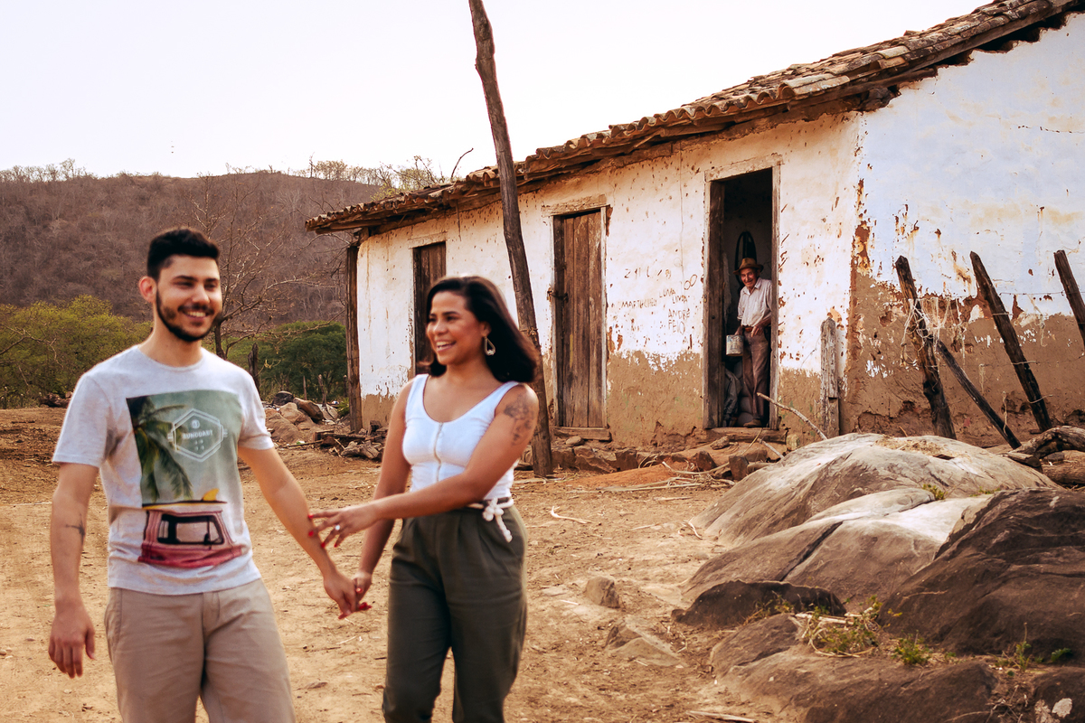 Samuel e Geovanna
Ensaio fotográfico em Berilo
Fotografo: Leandro Sales
