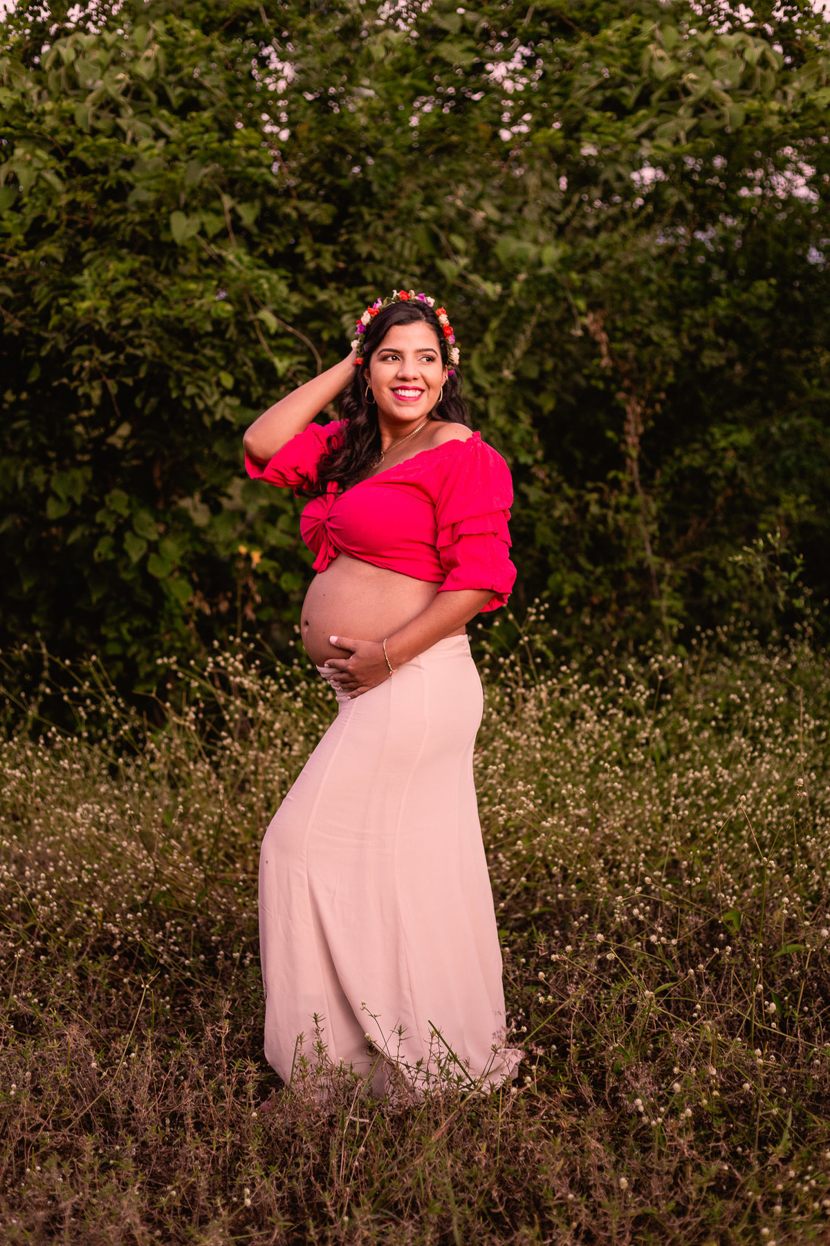 ensaio-gestante-do-fotografo-leandro-sales-fotografias-ao-ar-livre-em-berilo-mg