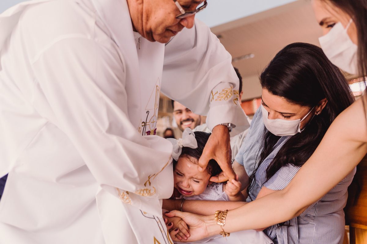 Batizado da Mariana realizado na Igreja de Nossa Senhora de Fátima em Berilo - MG 
Fotógrafo: Leandro Sales