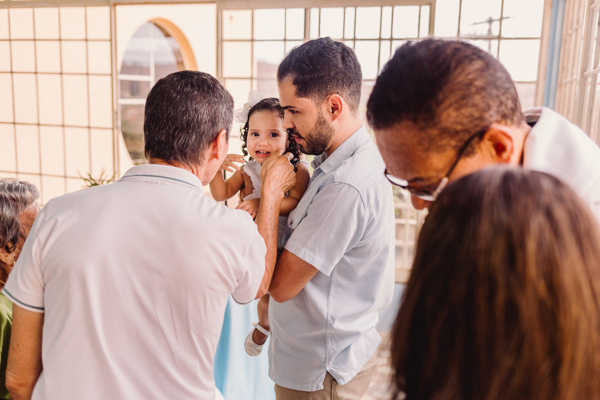 Batizado da Mariana realizado na Igreja de Nossa Senhora de Fátima em Berilo - MG 
Fotógrafo: Leandro Sales