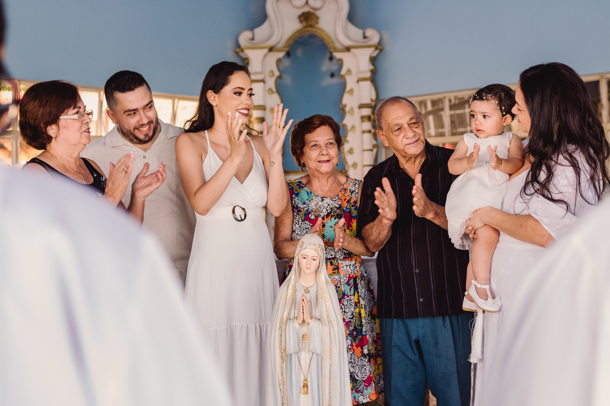 Batizado e Aniversário da Júlia realizado respectivamente na Igreja de Nossa Senhora de Fátima e Recanto Beira Rio em Berilo - MG 
Fotógrafo: Leandro Sales