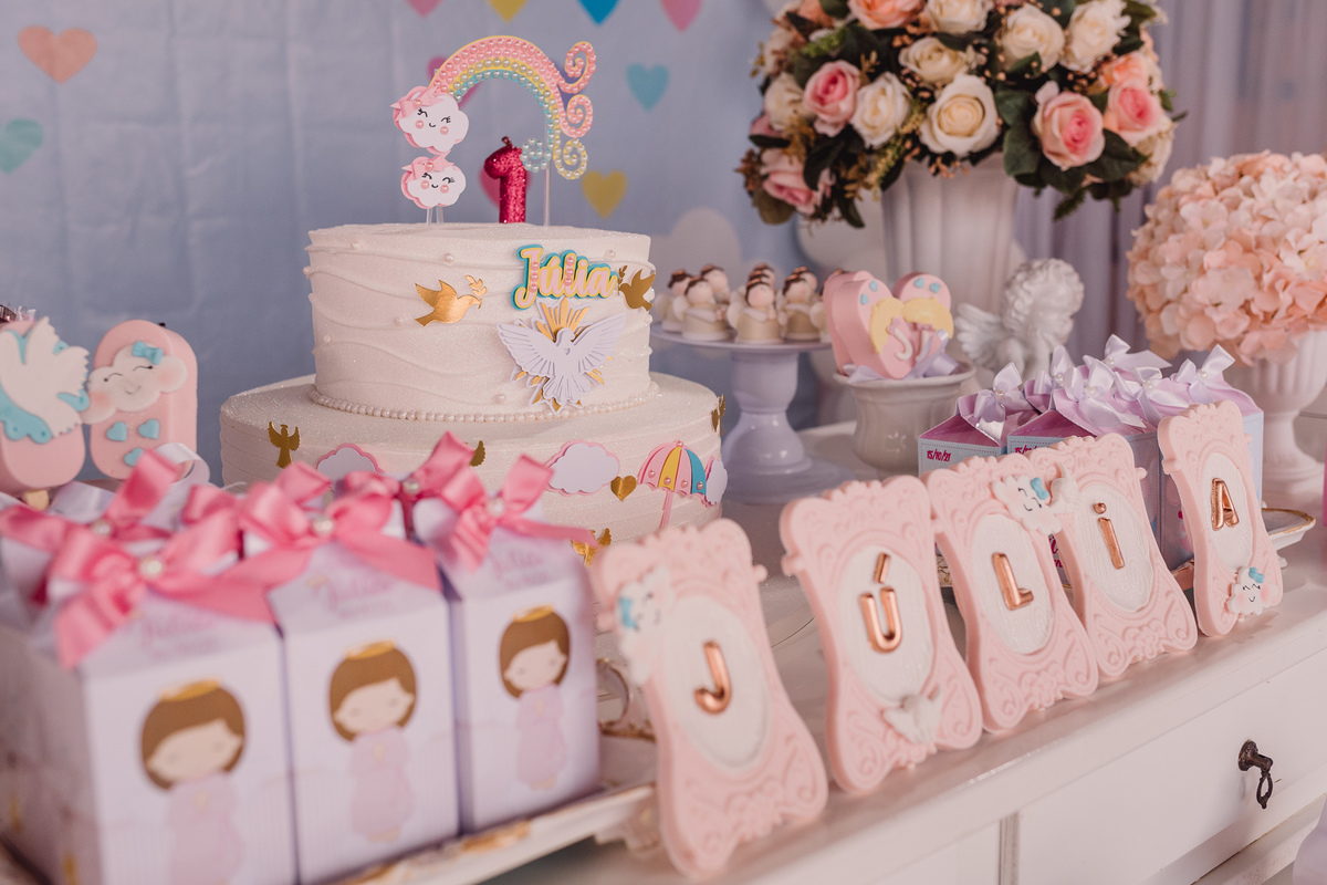 Batizado e Aniversário da Júlia realizado respectivamente na Igreja de Nossa Senhora de Fátima e Recanto Beira Rio em Berilo - MG 
Fotógrafo: Leandro Sales