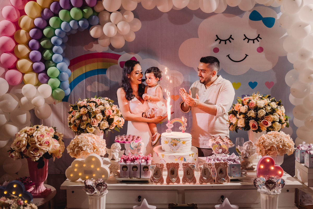 Batizado e Aniversário da Júlia realizado respectivamente na Igreja de Nossa Senhora de Fátima e Recanto Beira Rio em Berilo - MG 
Fotógrafo: Leandro Sales