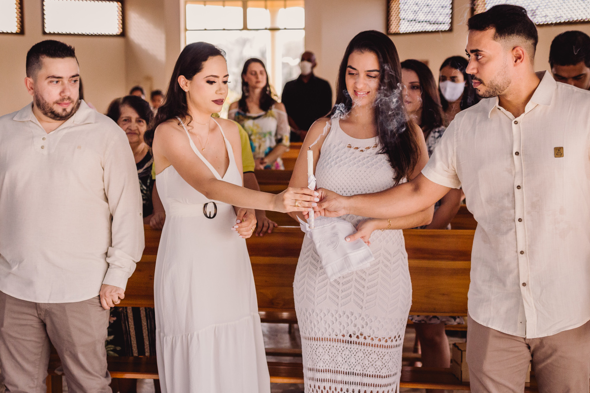 Batizado e Aniversário da Júlia realizado respectivamente na Igreja de Nossa Senhora de Fátima e Recanto Beira Rio em Berilo - MG 
Fotógrafo: Leandro Sales