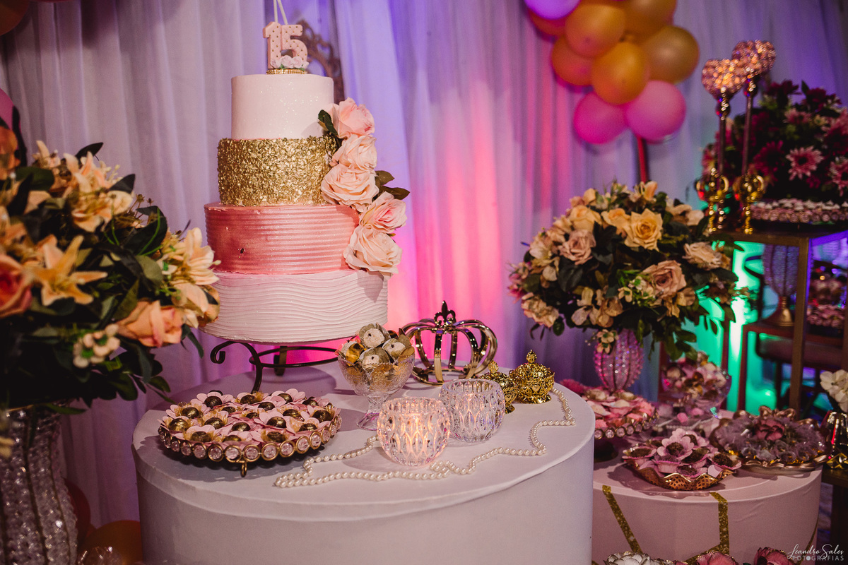 Festa de 15 anos da Laiane - Berilo MG
Fotografo: Leandro Sales