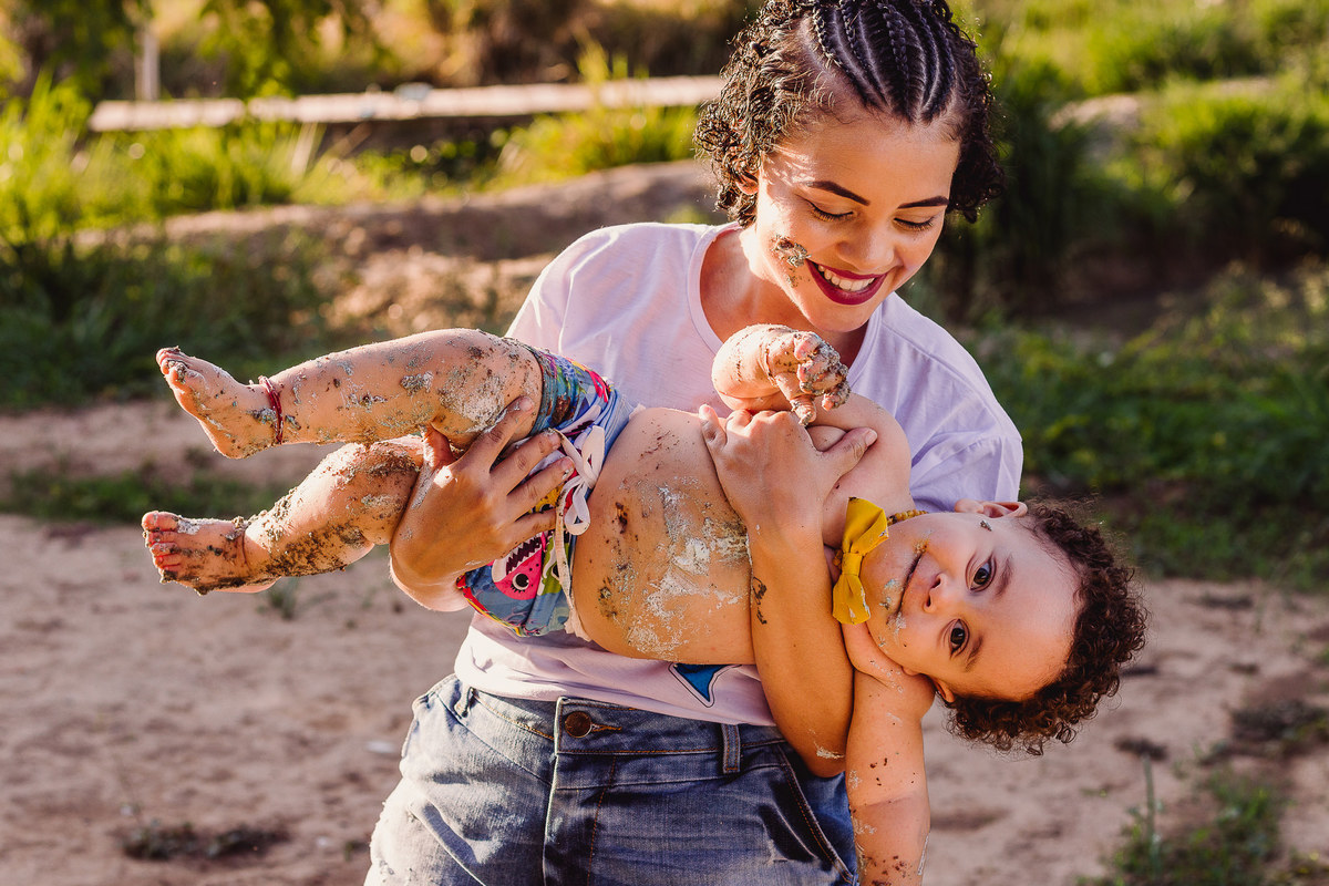 Ensaio fotográfico em família do Joaquim
realizado em Berilo-mg
Fotografo Leandro Sales
Berilo
Virgem da Lapa
José Gonsalves de Minas
Chapada do Norte
Jenipapo de Minas
Araçuaí
Leliveldia

