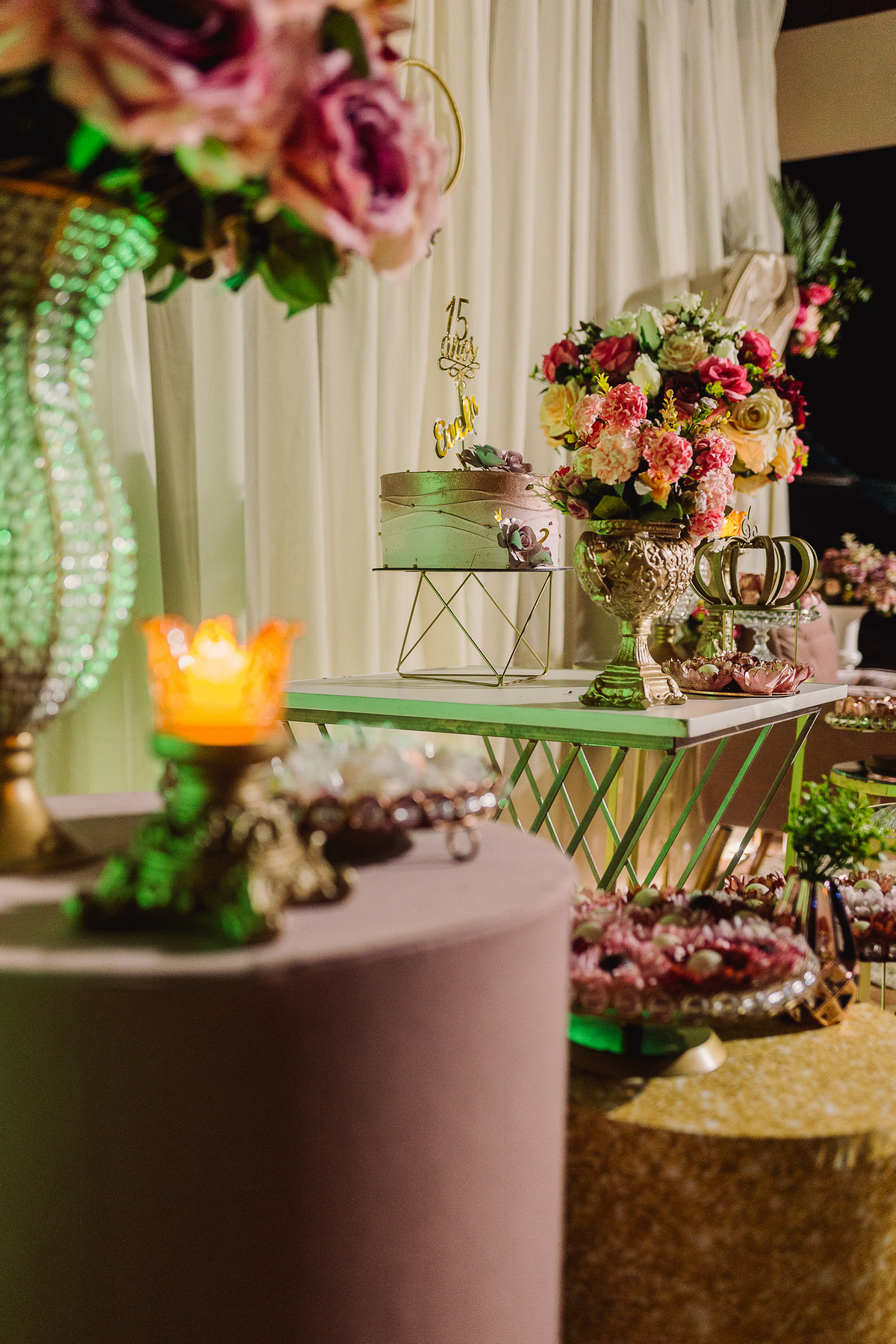 Festa de 15 anos realizada no Recanto Beira Rio em Berilo - MG
Fotografo Leandro Sales Fotografias
Vídeo - Foco Videomakker

Jenipapo de Minas, Francisco Badaró
José Gonsalves de Minas
Chapada do Norte