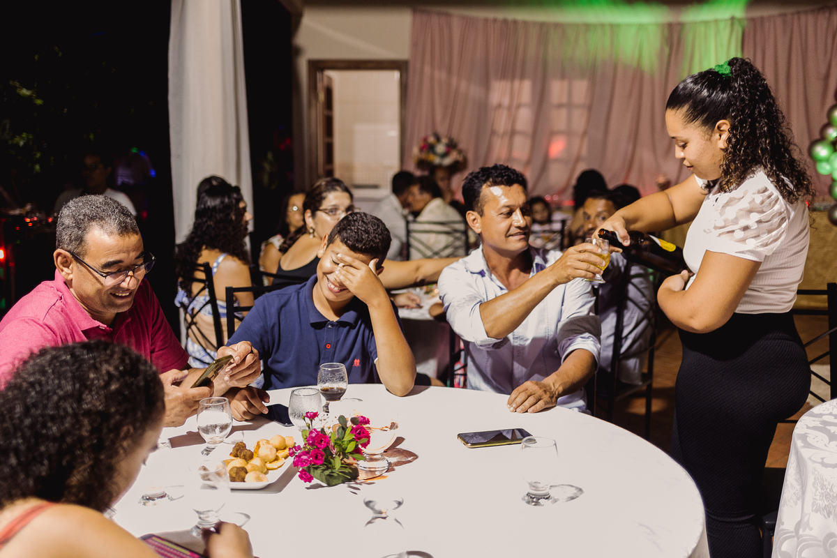 Festa de 15 anos realizada no Recanto Beira Rio em Berilo - MG
Fotografo Leandro Sales Fotografias
Vídeo - Foco Videomakker

Jenipapo de Minas, Francisco Badaró
José Gonsalves de Minas
Chapada do Norte