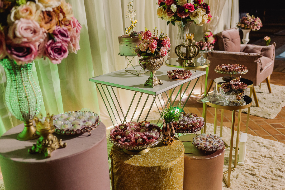 Festa de 15 anos realizada no Recanto Beira Rio em Berilo - MG
Fotografo Leandro Sales Fotografias
Vídeo - Foco Videomakker

Jenipapo de Minas, Francisco Badaró
José Gonsalves de Minas
Chapada do Norte