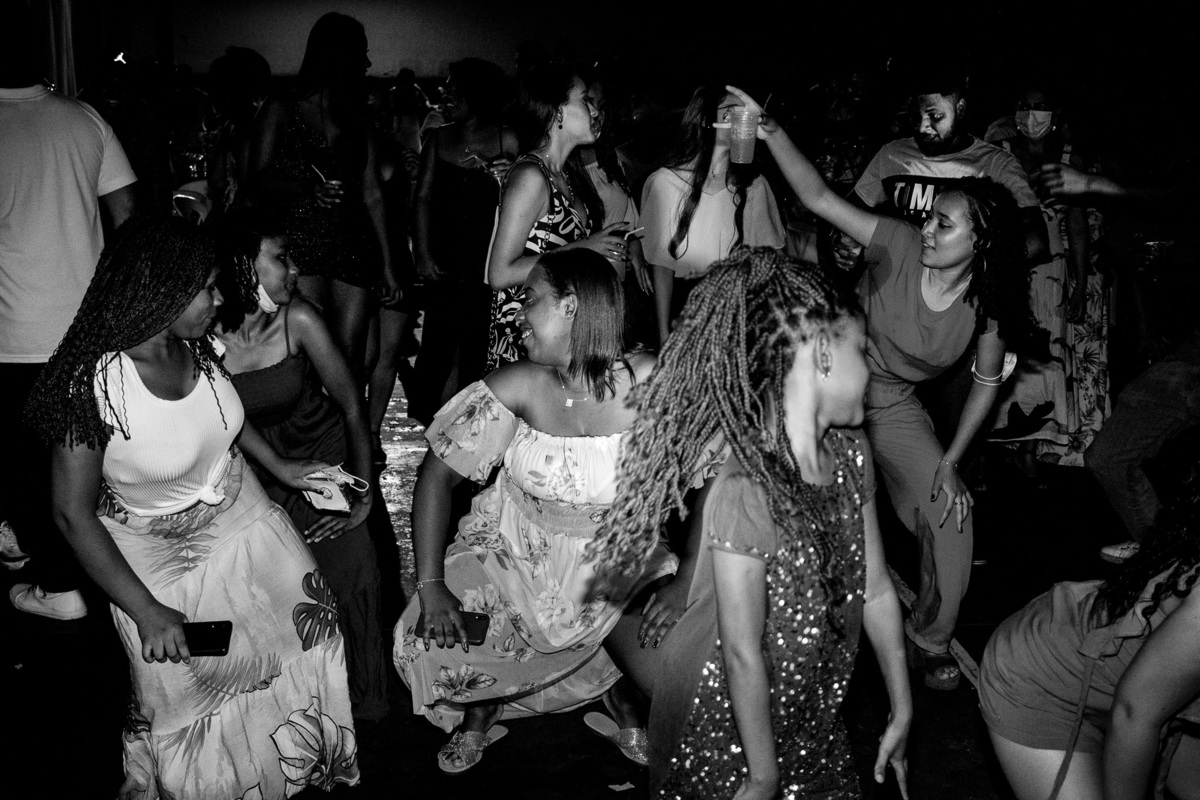 Casamento da Amanda e Luiz Fernando em Chapada do Norte - MG 2022
Fotografo Leandro Sales Fotografias

Berilo
Minas Novas
Jenipapo de Minas
Virgem da Lapa
Araçuaí
José Gonsalves de Minas