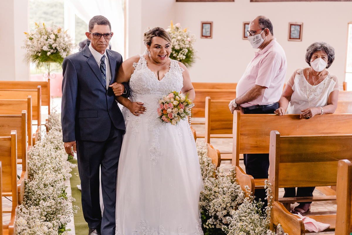 Casamento da Cristiane e José Wilson realizado em Berilo MG -
 Fotografo: Leandro Sales
Igreja de Nossa Senhora de Fátima

Jenipapo de Minas
Minas Novas
Chapada do Norte
José Gonsalves de Minas
Virgem da Lapa