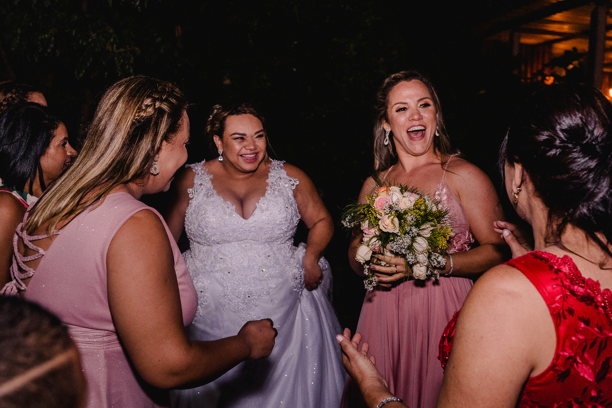 Casamento da Cristiane e José Wilson realizado em Berilo MG -
 Fotografo: Leandro Sales
Igreja de Nossa Senhora de Fátima

Jenipapo de Minas
Minas Novas
Chapada do Norte
José Gonsalves de Minas
Virgem da Lapa
