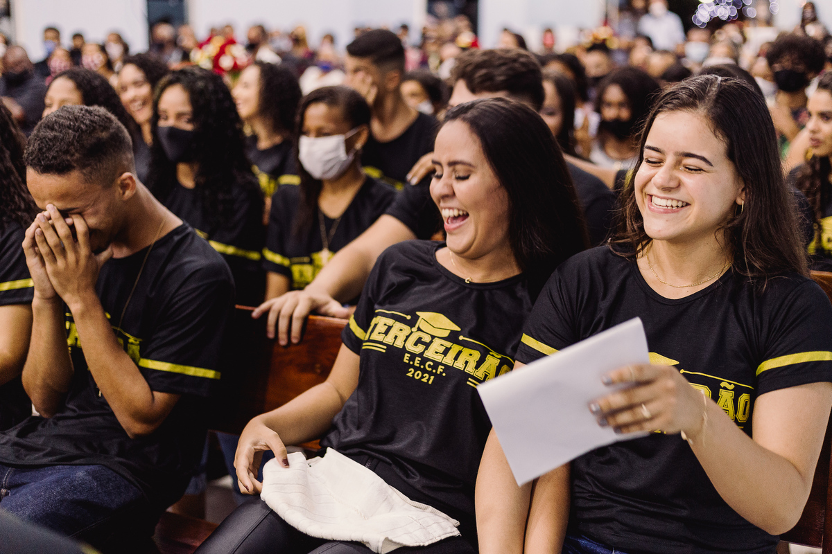 Formatura E.E. Cônego Figueiró 2021 - Francisco Badaró

Fotografo: Leandro Sales
