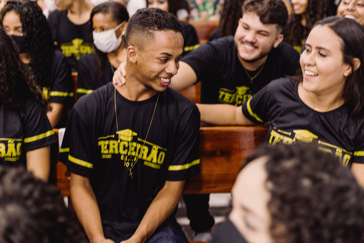 Formatura E.E. Cônego Figueiró 2021 - Francisco Badaró

Fotografo: Leandro Sales
