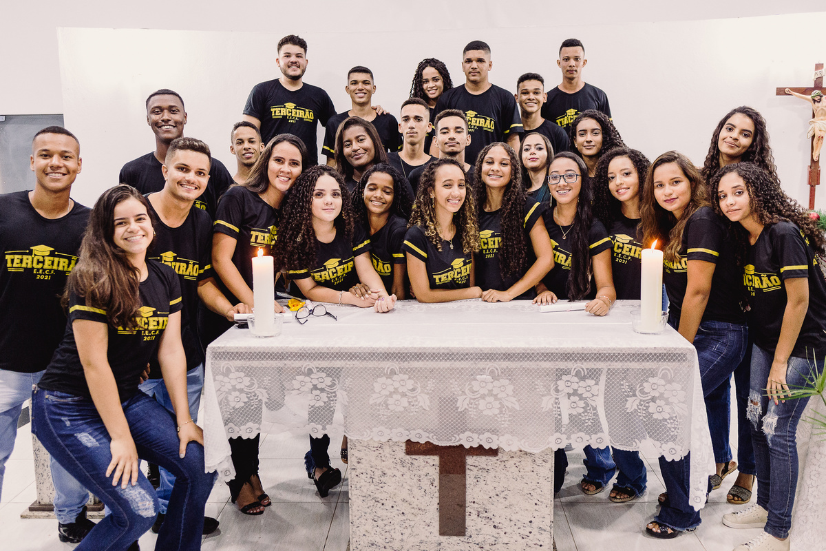 Formatura E.E. Cônego Figueiró 2021 - Francisco Badaró

Fotografo: Leandro Sales
