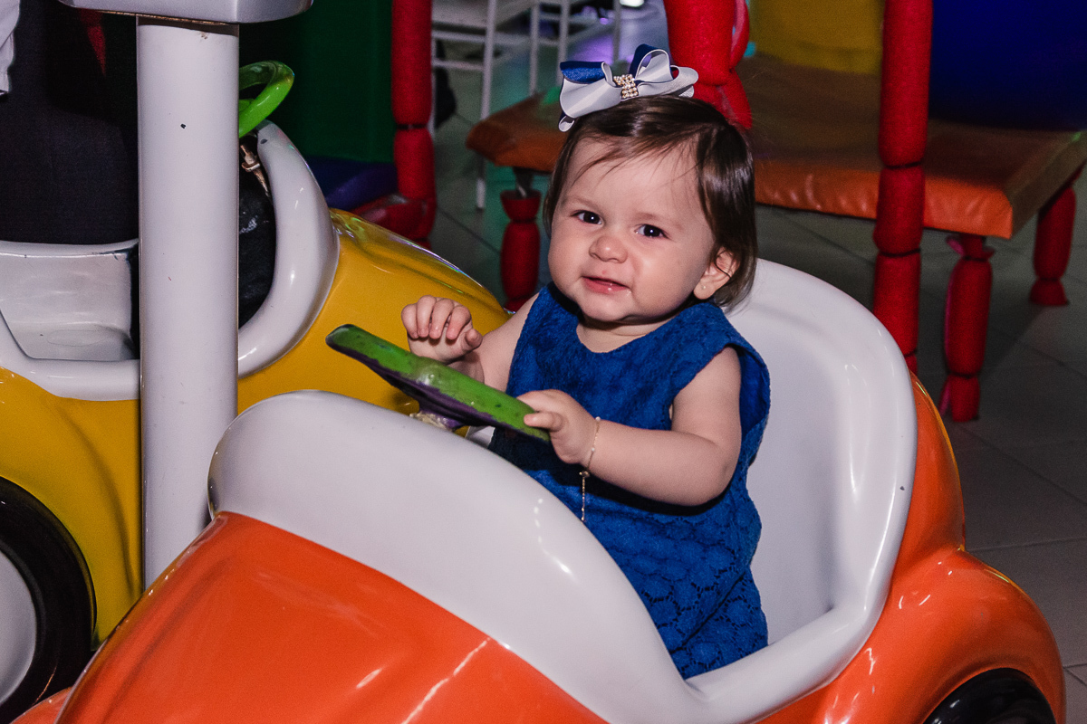 Aniversariante no parquinho, mundo bita, no buffet Paraíso Kids II, na cidade de Praia Grande, estado de São Paulo 