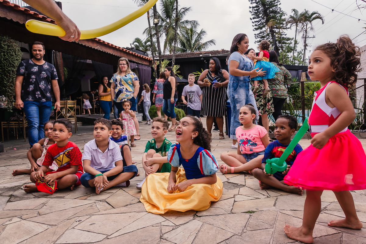Aniversariante no buffet Beleléu, na cidade de praia grande, no estado de são paulo
