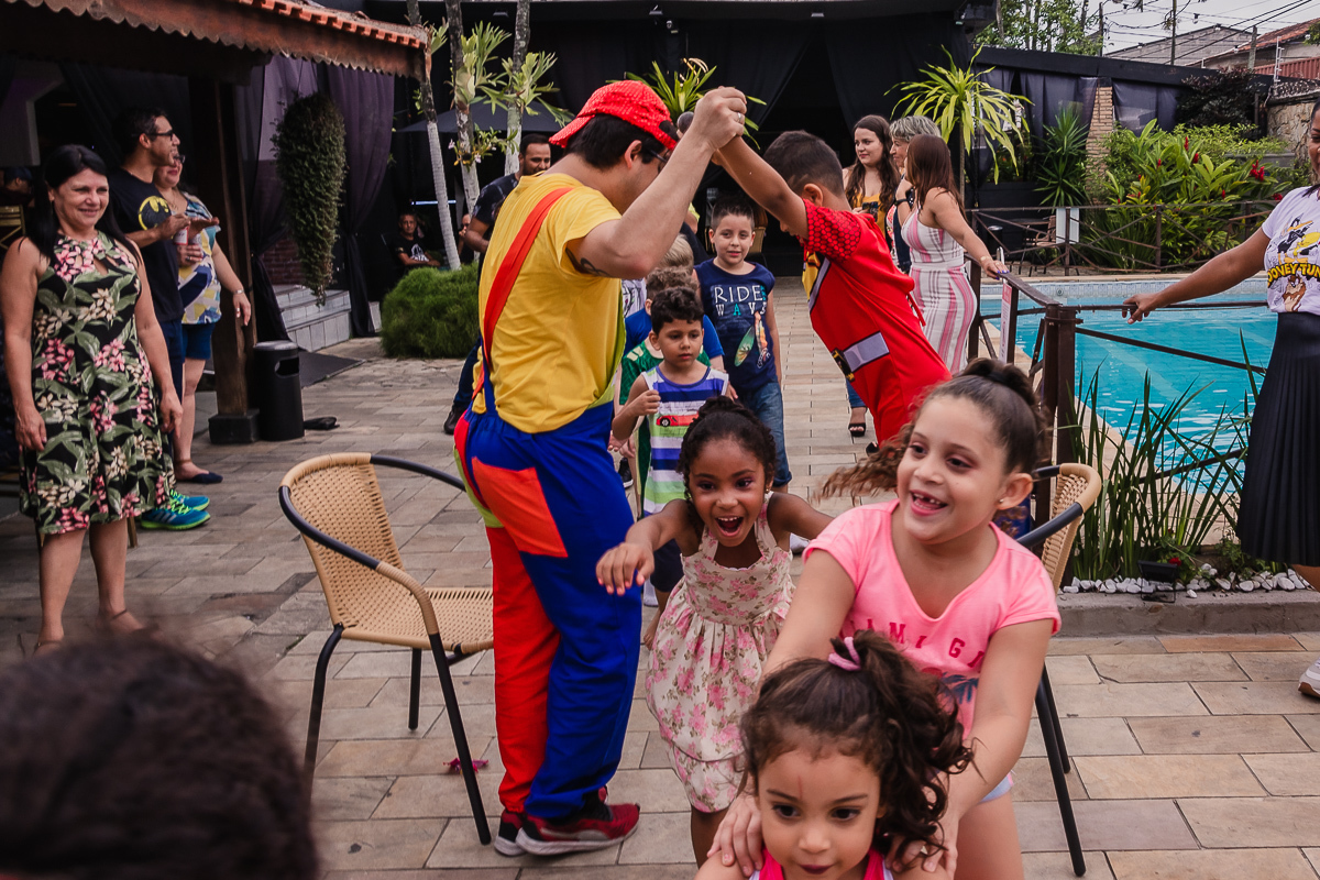 Gincana aniversário infantil no buffet Beleléu, na cidade de praia grande, no estado de são paulo