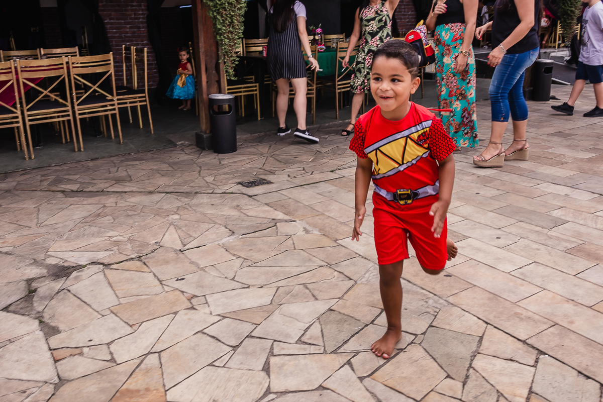 festa infantil tema power rangers,no buffet Beleléu, na cidade de praia grande, no estado de são paulo