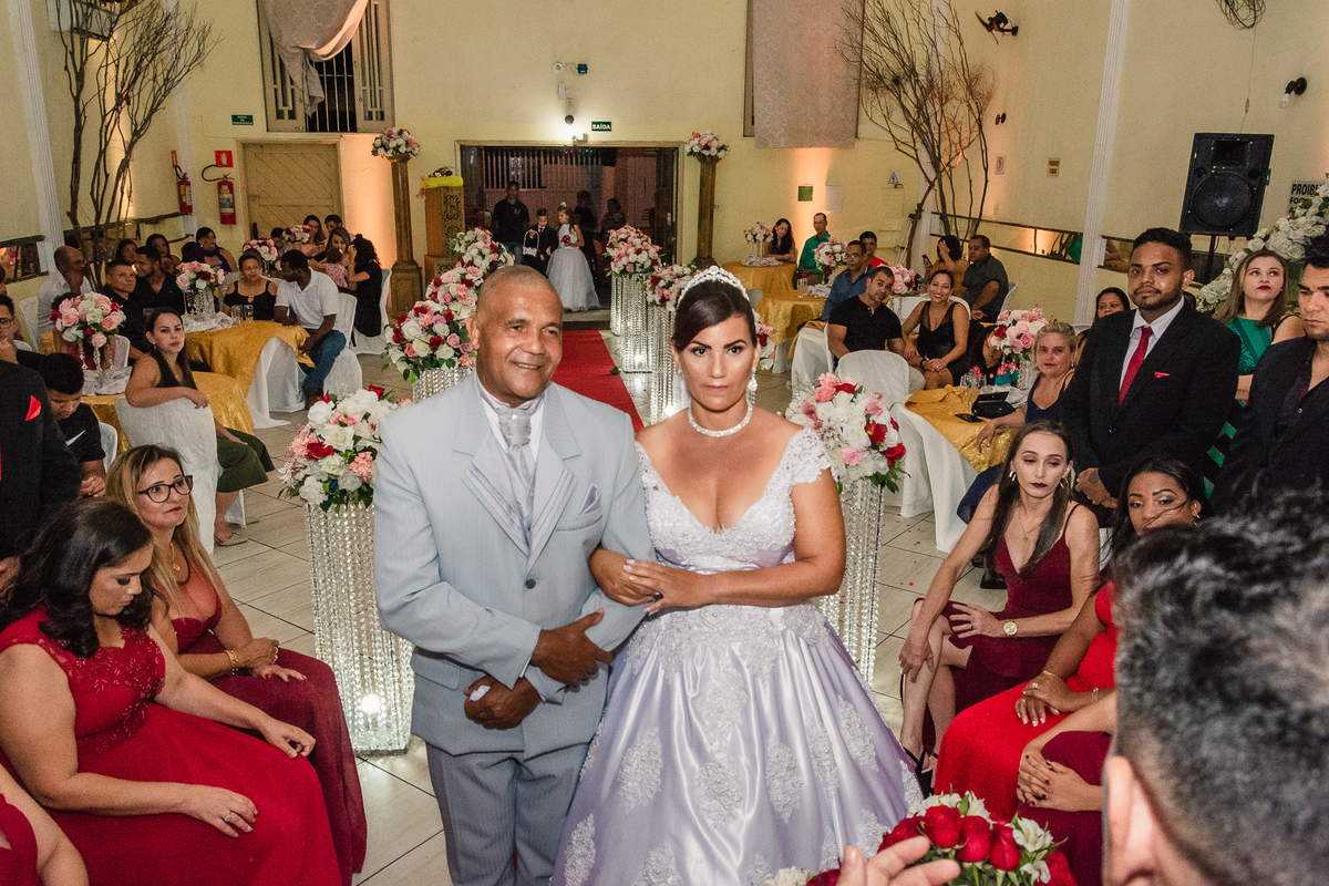 Noivos, Salão de festas Susi, na cidade de Praia Grande, no estado de São Paulo