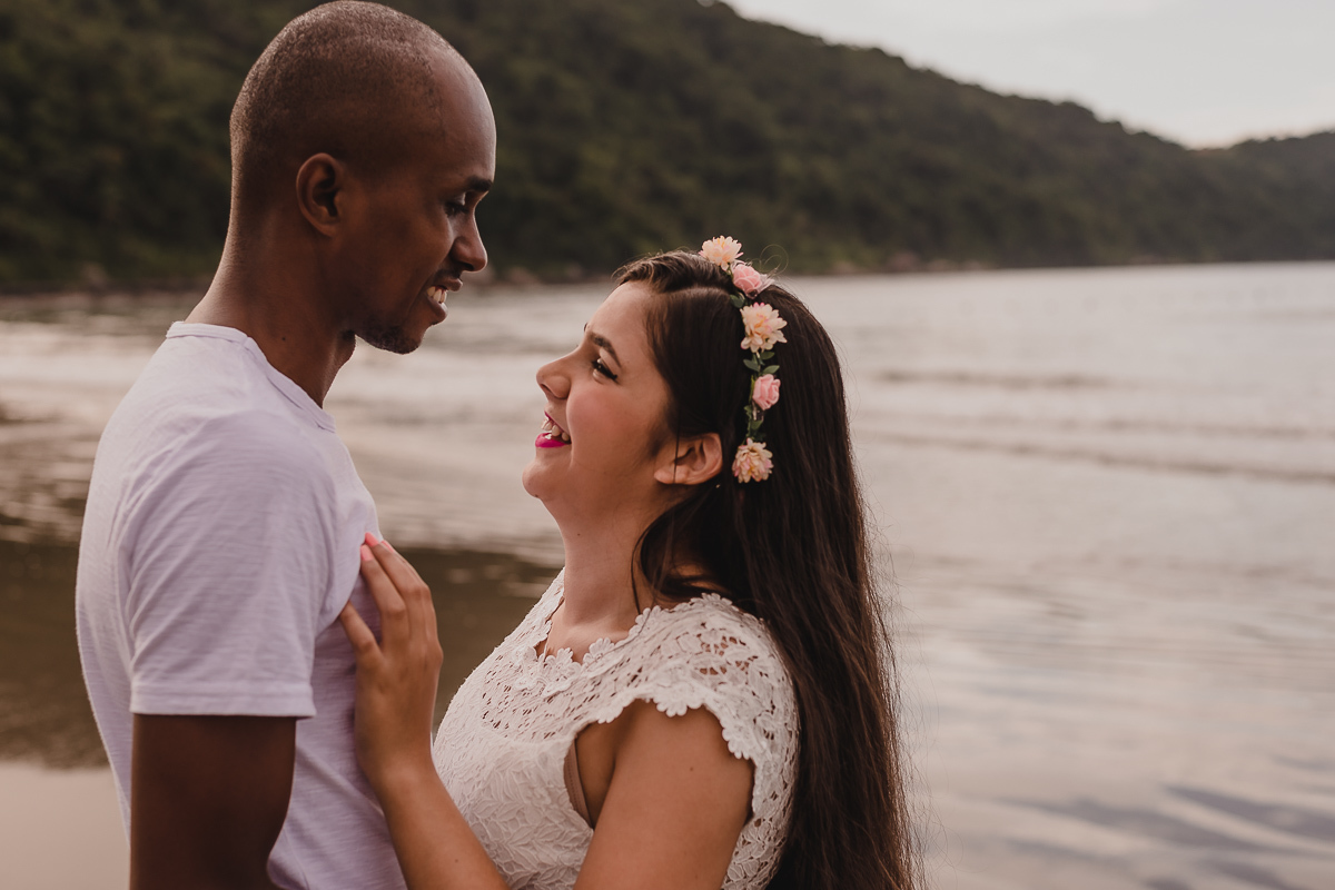 Ensaio pré wedding, na cidade de Praia Grande, no estado de São Paulo