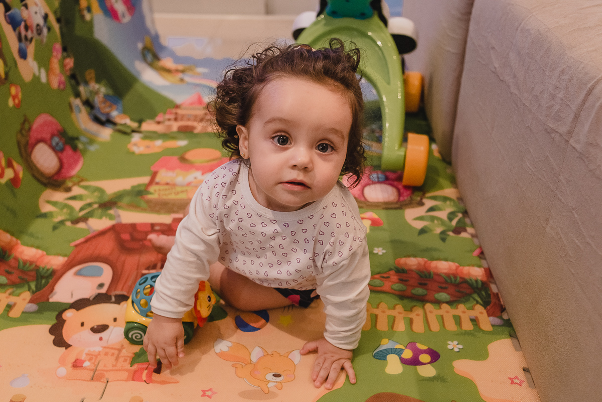 Ensaio infantil  na cidade de Praia Grande, no estado de São Paulo