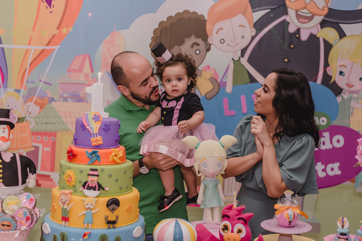 Hora do parabéns no Buffet Magic Time na cidade de Praia Grande, no estado de São Paulo