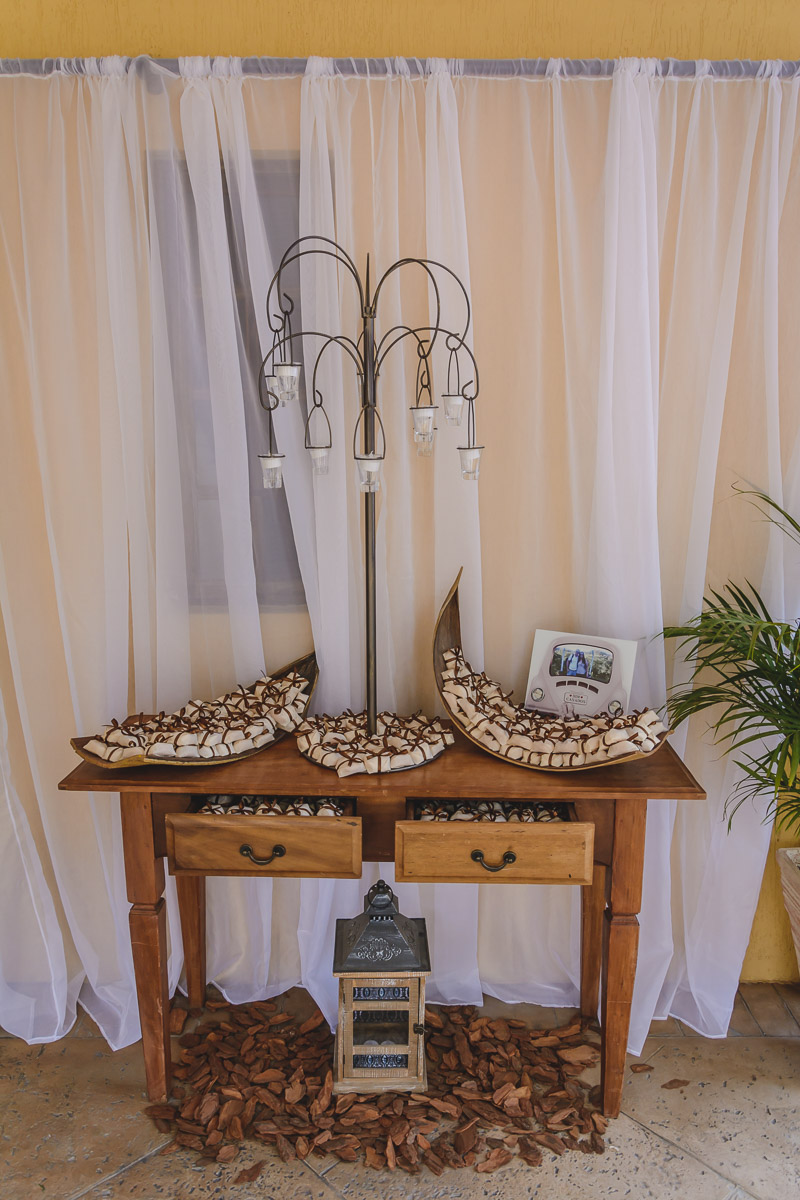 Bem casados na festa - Itapevi - SP - fotografia Cia P&B Produções - Chácara Brilho da Lua