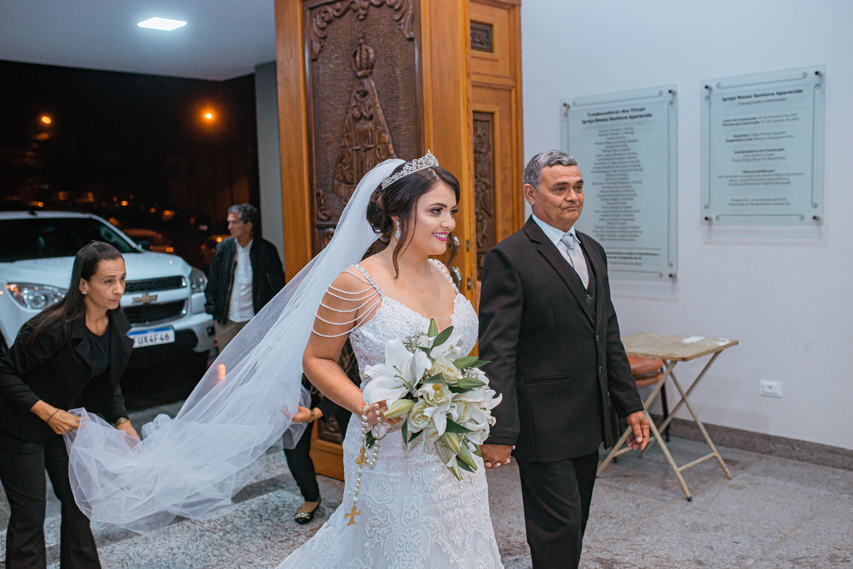 casamento chácara cobec pirapozinho fotos da noiva e fotografia do casamento cerimônia e festa com fotografo de pirapozinho