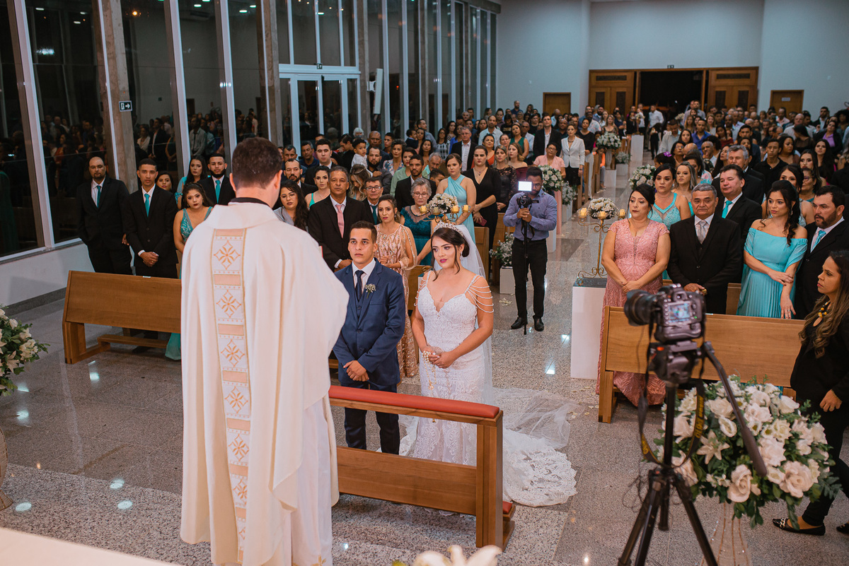 casamento chácara cobec pirapozinho fotos da noiva e fotografia do casamento cerimônia e festa com fotografo de pirapozinho