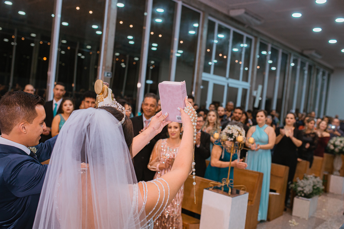 casamento chácara cobec pirapozinho fotos da noiva e fotografia do casamento cerimônia e festa com fotografo de pirapozinho