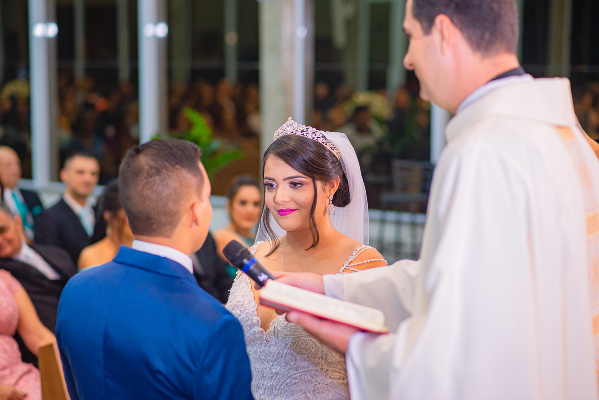 casamento chácara cobec pirapozinho fotos da noiva e fotografia do casamento cerimônia e festa com fotografo de pirapozinho