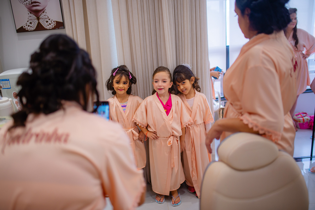 casamento chácara cobec pirapozinho fotos da noiva e fotografia do casamento cerimônia e festa com fotografo de pirapozinho