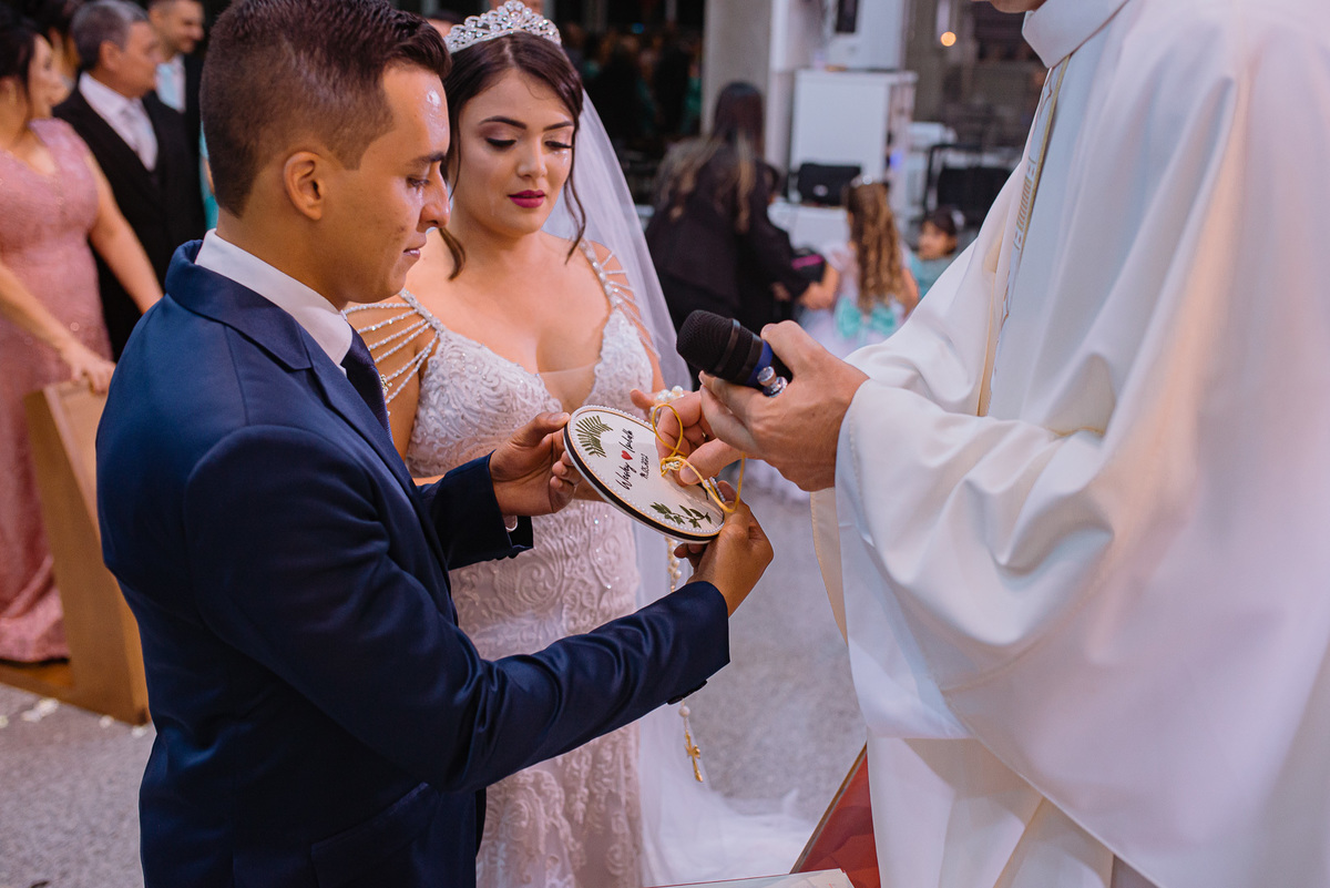 casamento chácara cobec pirapozinho fotos da noiva e fotografia do casamento cerimônia e festa com fotografo de pirapozinho