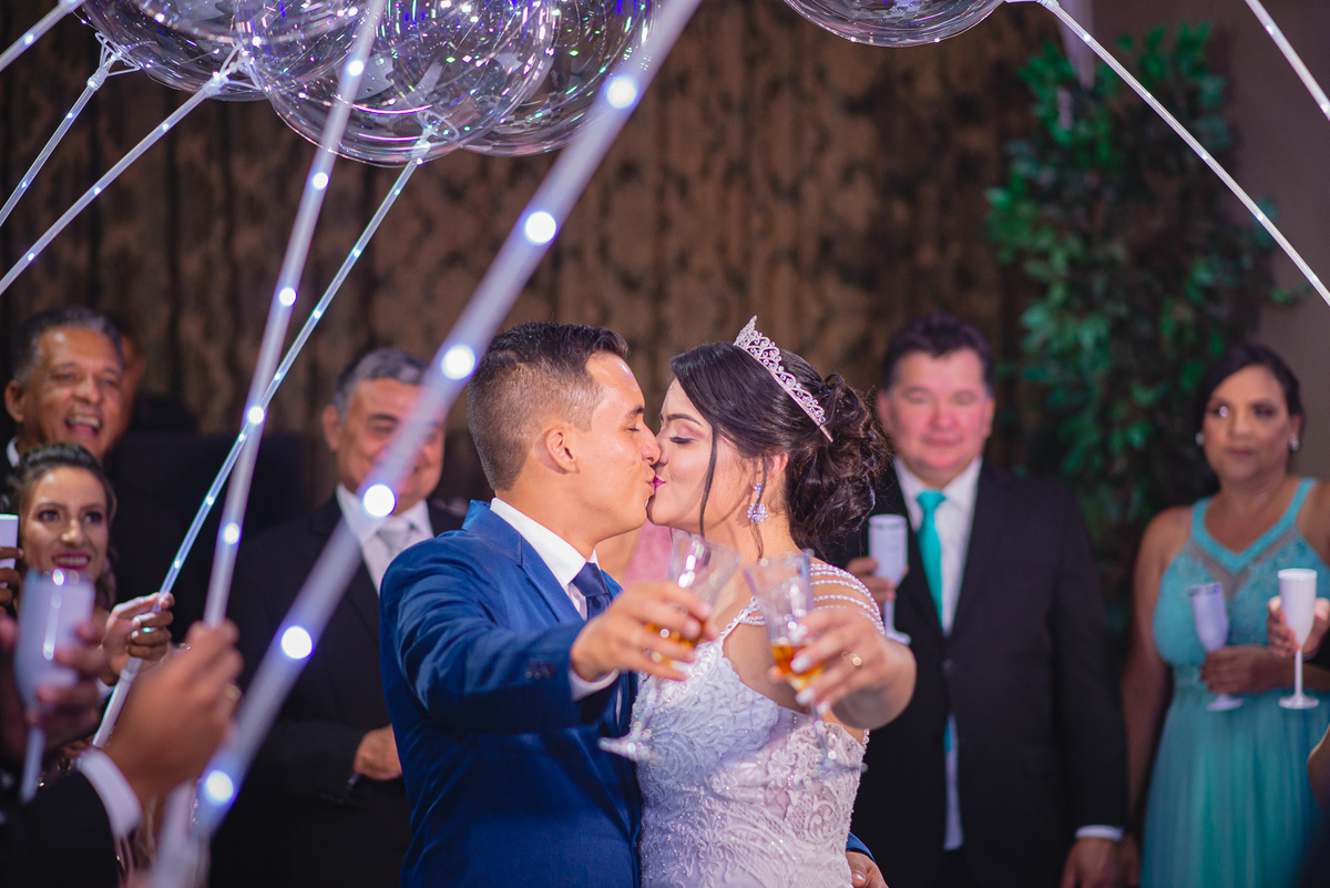 casamento chácara cobec pirapozinho fotos da noiva e fotografia do casamento cerimônia e festa com fotografo de pirapozinho