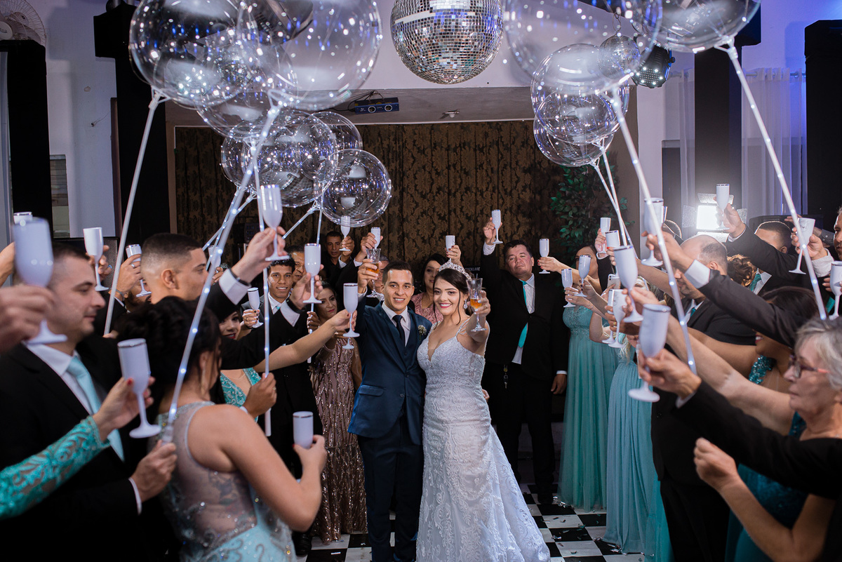 casamento chácara cobec pirapozinho fotos da noiva e fotografia do casamento cerimônia e festa com fotografo de pirapozinho