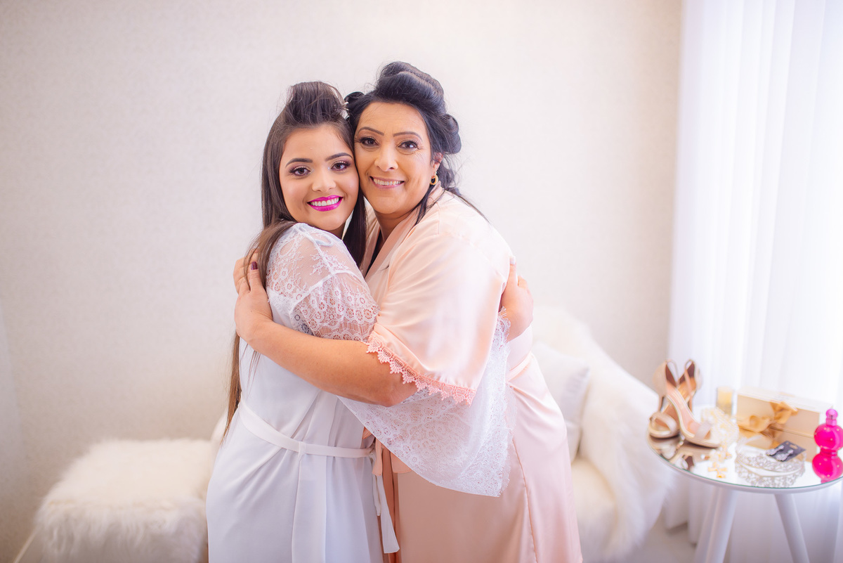 casamento chácara cobec pirapozinho fotos da noiva e fotografia do casamento cerimônia e festa com fotografo de pirapozinho