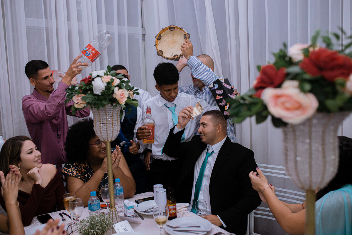 casamento chácara cobec pirapozinho fotos da noiva e fotografia do casamento cerimônia e festa com fotografo de pirapozinho