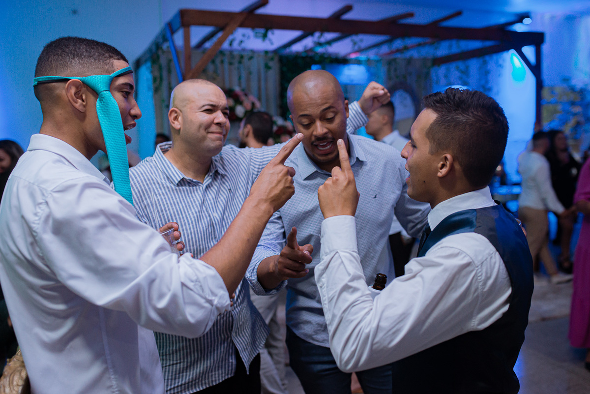 casamento chácara cobec pirapozinho fotos da noiva e fotografia do casamento cerimônia e festa com fotografo de pirapozinho