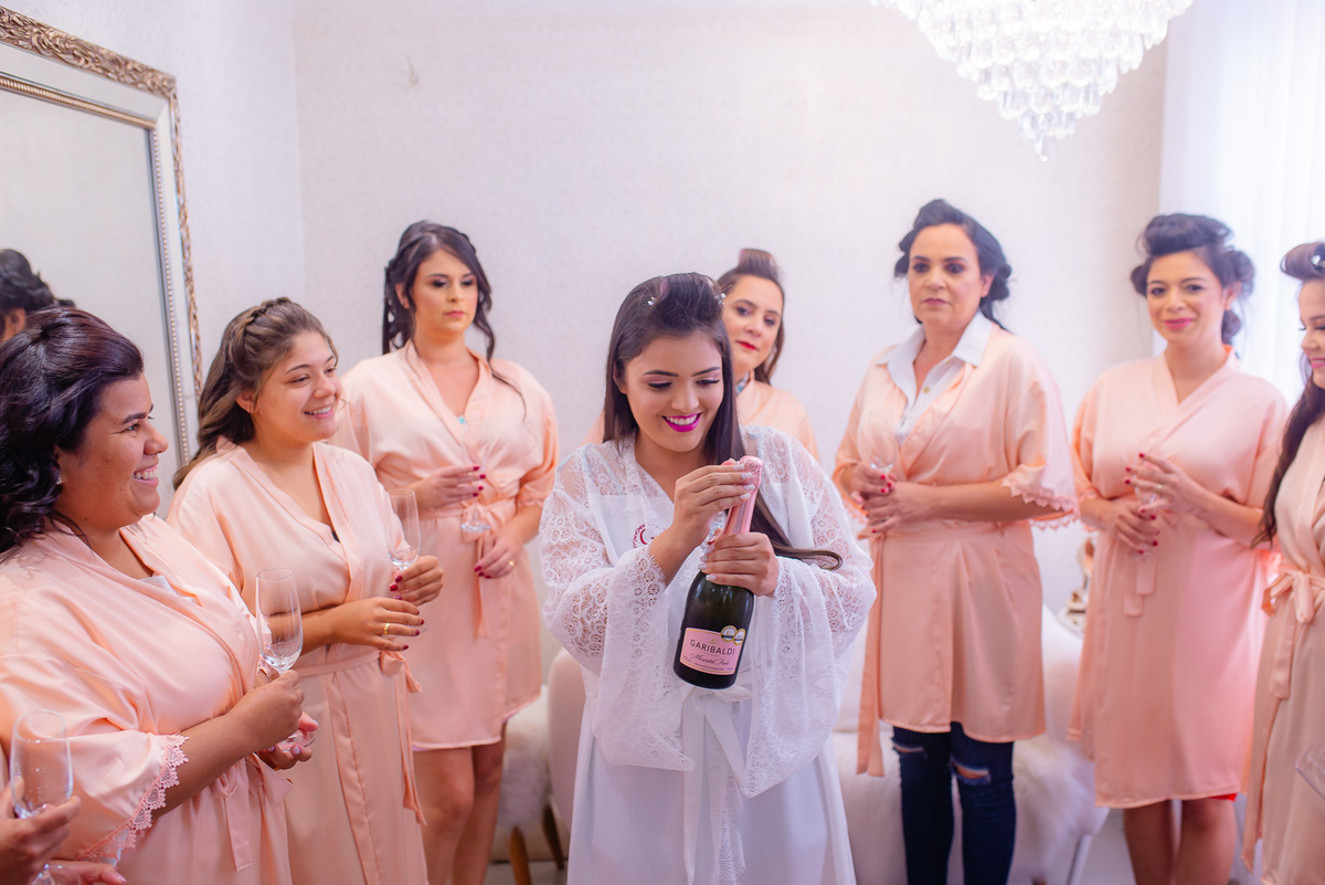 casamento chácara cobec pirapozinho fotos da noiva e fotografia do casamento cerimônia e festa com fotografo de pirapozinho