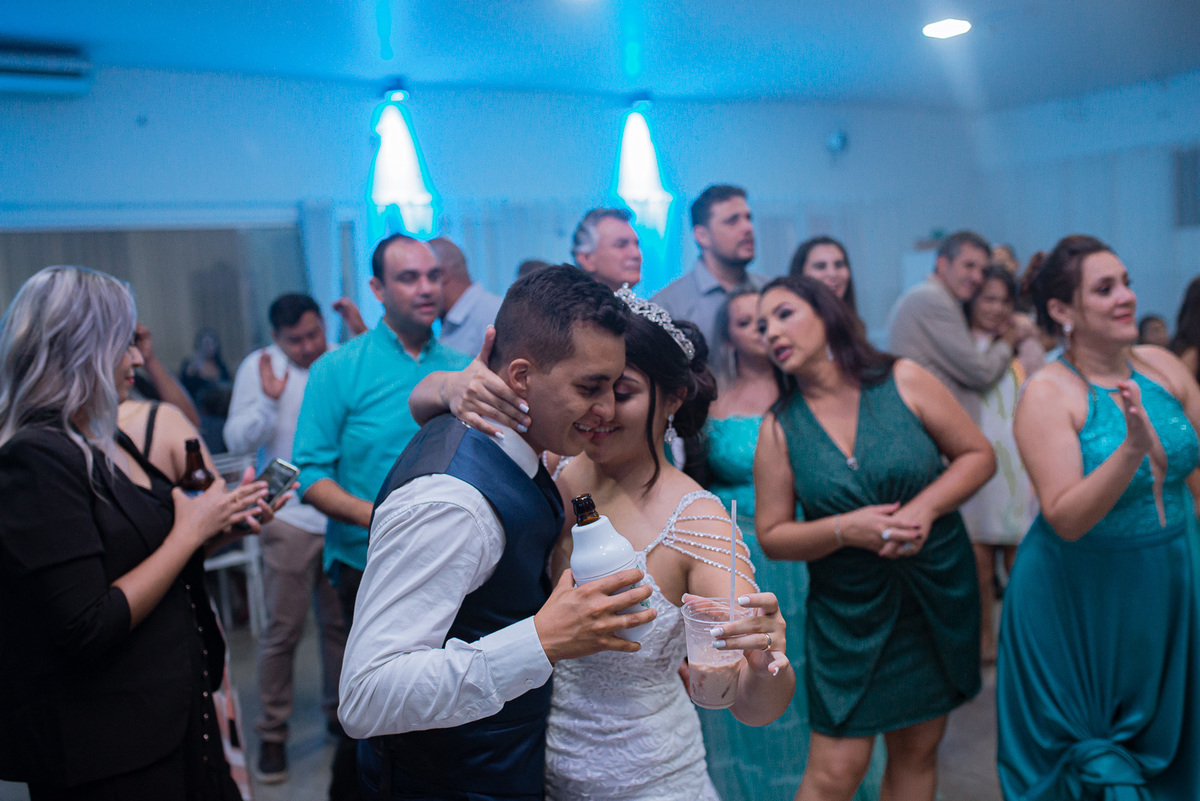 casamento chácara cobec pirapozinho fotos da noiva e fotografia do casamento cerimônia e festa com fotografo de pirapozinho