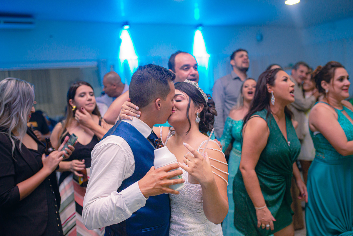 casamento chácara cobec pirapozinho fotos da noiva e fotografia do casamento cerimônia e festa com fotografo de pirapozinho