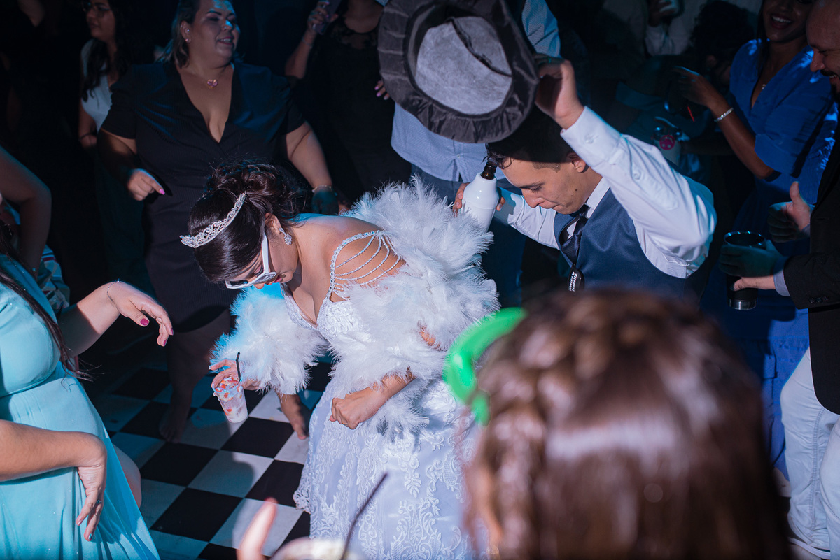 casamento chácara cobec pirapozinho fotos da noiva e fotografia do casamento cerimônia e festa com fotografo de pirapozinho