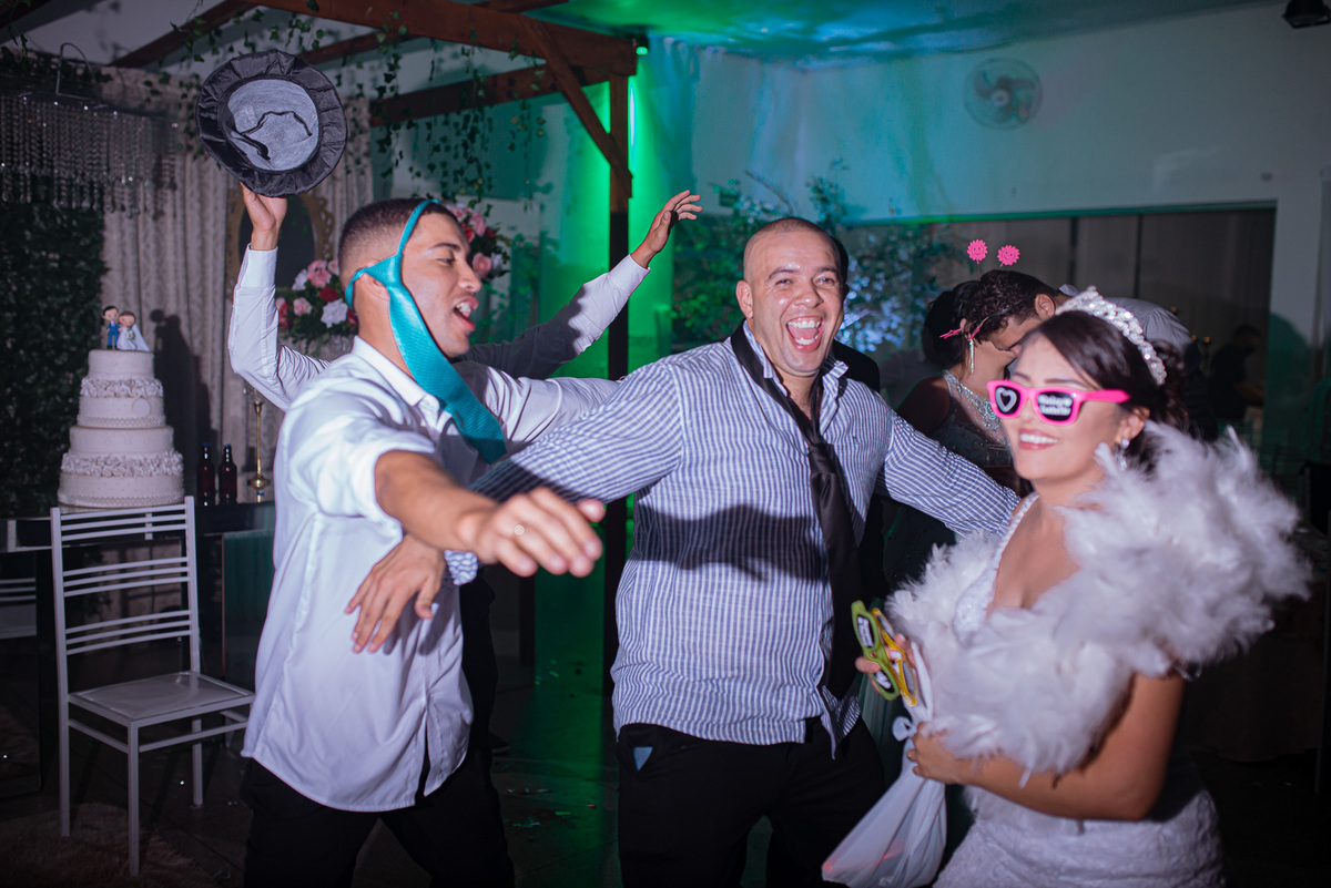 casamento chácara cobec pirapozinho fotos da noiva e fotografia do casamento cerimônia e festa com fotografo de pirapozinho