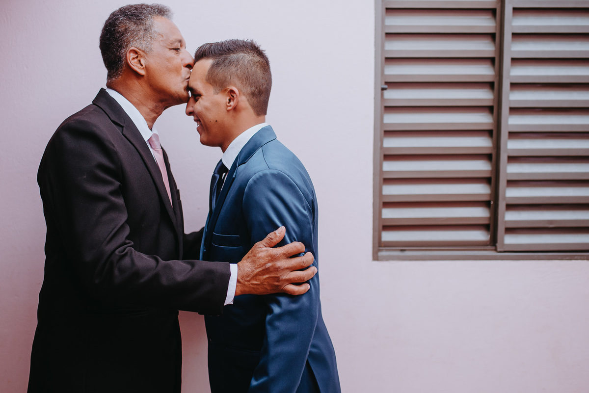 casamento chácara cobec pirapozinho fotos da noiva e fotografia do casamento cerimônia e festa com fotografo de pirapozinho