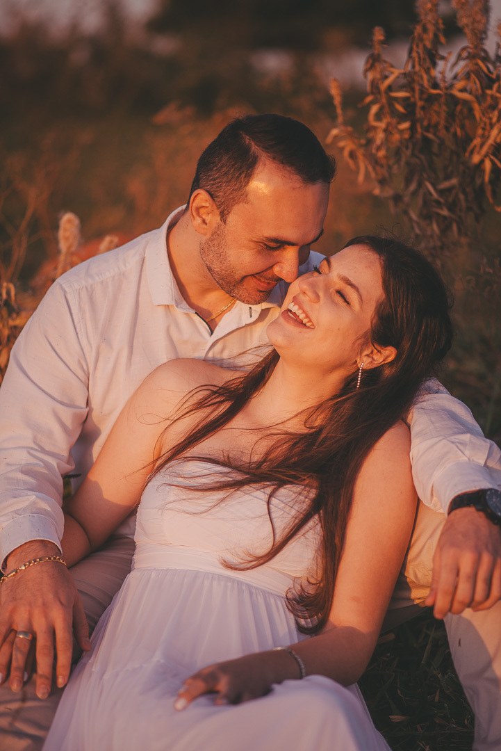 ensaio pre casamento fotografo de casamento noivado noivas vestido de noivado e de casamento fotografia no nascer do sol e no centro de presidente prudente