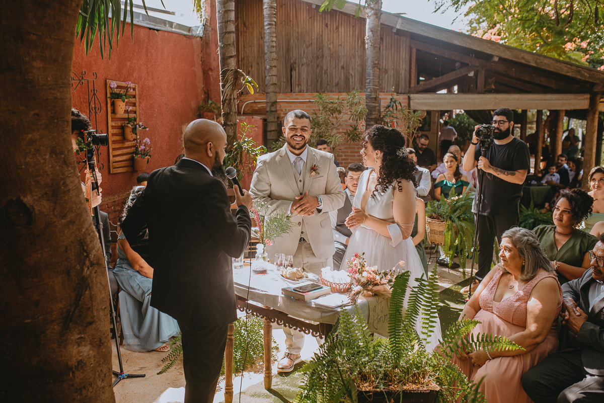 casamento durante o dia em presidente prudente fotografia de casamento fotos ensaio de casal pre-casamento noiva wedding fotos do casamento casamento restaurante garden presidente prudente